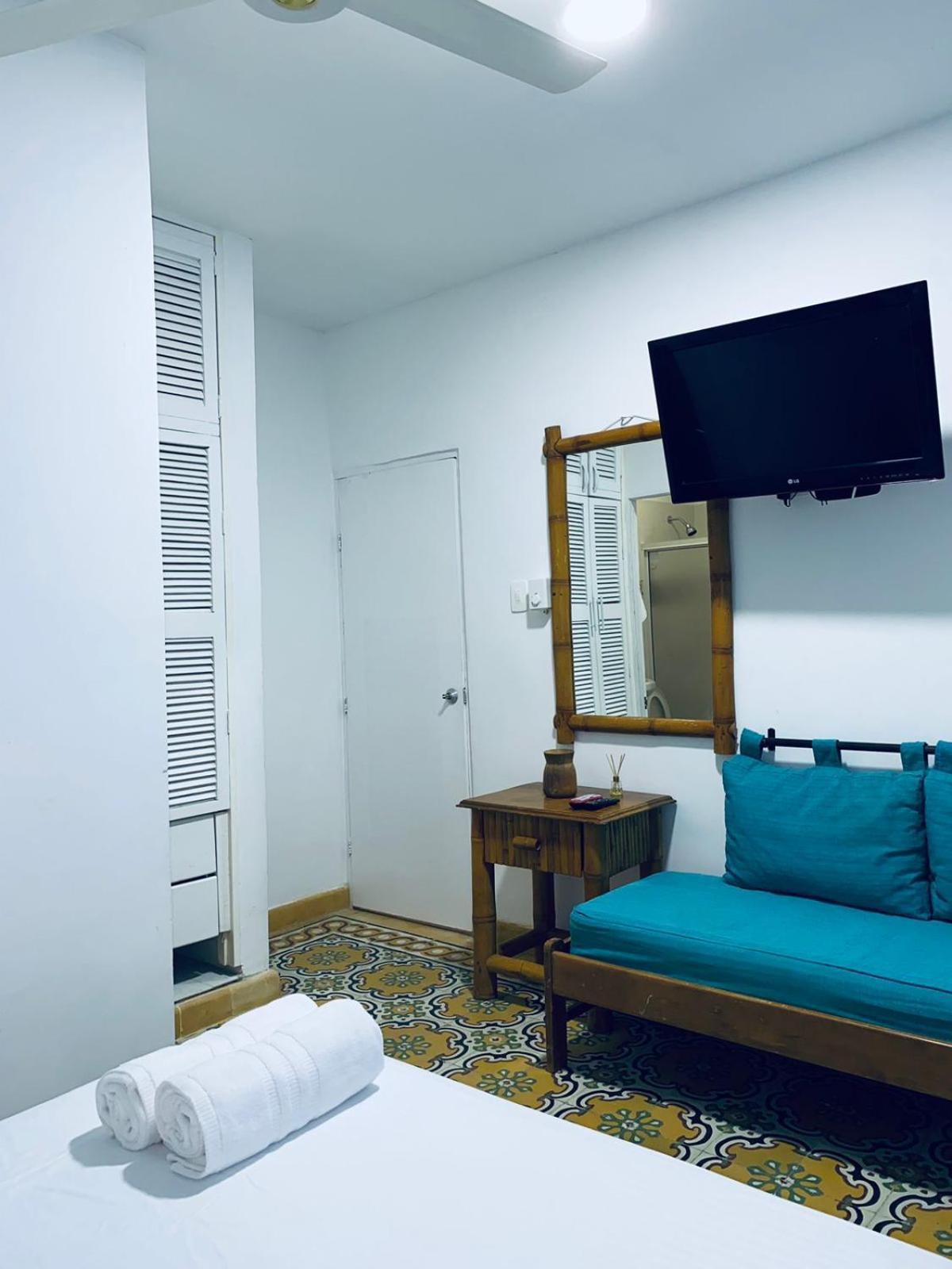 Pensión Independientes Con Baño Privado #4 3*